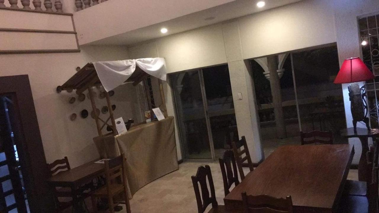 Legacy Mansion Iloilo City Room photo