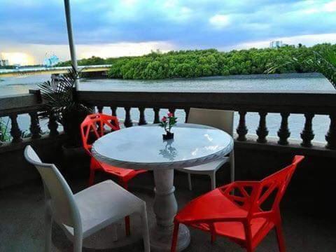 Legacy Mansion Iloilo City Room photo